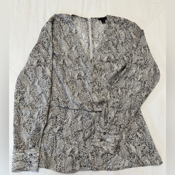 Ann Taylor Snakeprint Wrap Top - Picture 1 of 1